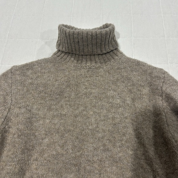 Zara Girl’s Sweater - Picture 2 of 12
